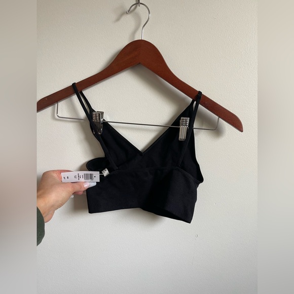 Aritzia Low-Back Bralette - Picture 3 of 3
